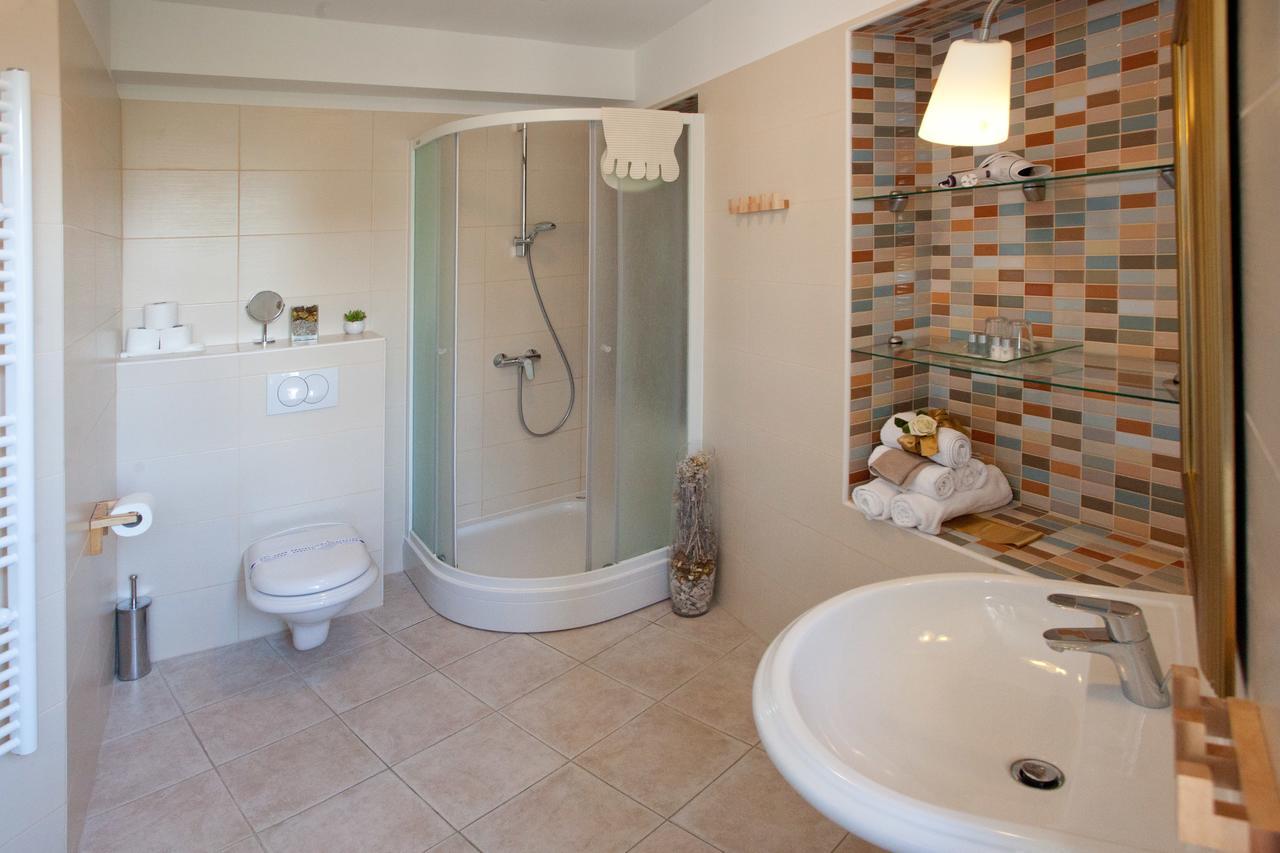 Bed & Breakfast Vila Baguc Split Exterior photo
